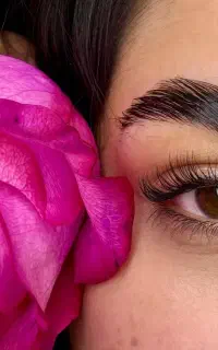 آموزش اکستنشن مژه با تخفیف ویژه