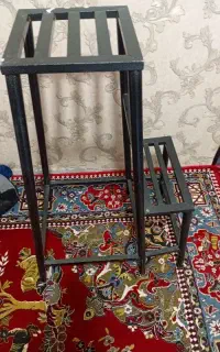 چهارپایه فلزی