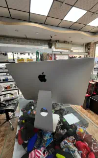 آی‌مک اپل Core i5 رم 16 حافظه SSD 256 تمیز و سالم