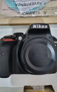 دوربین d3300 نیکون