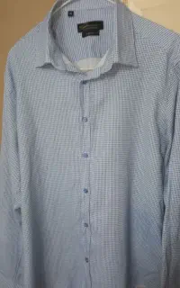دو عدد پیراهن مردانه در حد نو xl