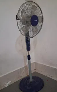 پنکه دستی سالم و بدون تعمیر