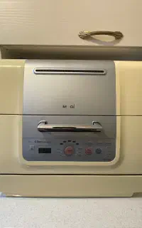 ماشین ظرف شویی رو میزی مجیک