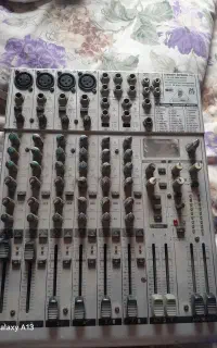 میکسر صدای بهرینگر مدل 1204 معاوضه با گوشی