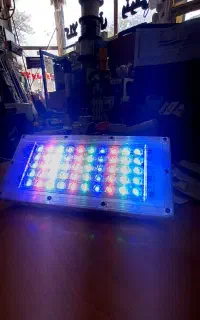 پروژکتور RGBچندرنگ ریموت کنترل دار قابل تنظیم 50W