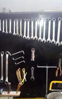 تعمیرکار مکانیکی و باطری سازی سیار