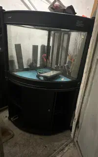 اکواریوم خارجی با پمپ و ال ای دی