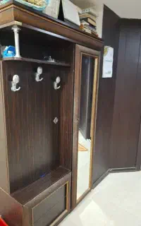 جاکفشی وجالباسی
