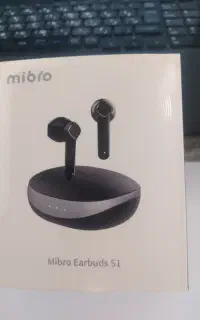 فروش با گوش راست