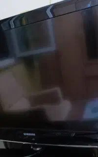 تلویزیون سامسونگ ۳۷ اینچ