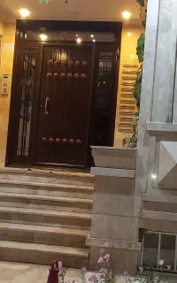 کارگر نیمه ماهر درب وپنجره ساز آهن