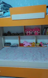 تخت سه نفره