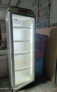 یخچال ویترینی