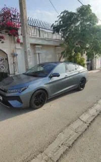 j7  «رنگ خاص»