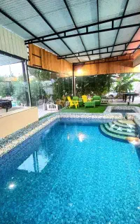 اجاره ویلا باغ زیبای نارنج دو استخره آب گرم