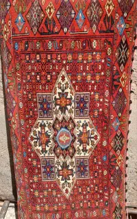 پشتی دستبافت