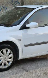 مگان  ۲۰۰۰  اتومات مدل ۹۱ رنگ سفید