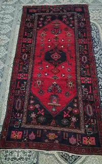 فرش دستباف لری ۵۰ ساله