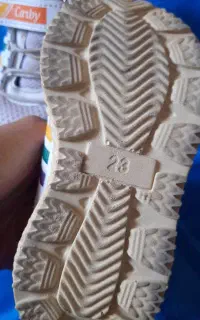 کفش اسپرت بچه گانه