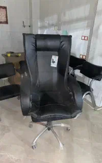 میز صندلی اداری و لنج