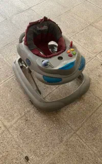 کالسکه و روروئک کودک