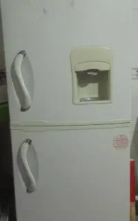 یخچال فریز سالم