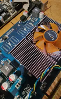 ۳ عدد کارت گرافیک