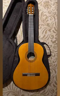 گیتار یاماها c40
