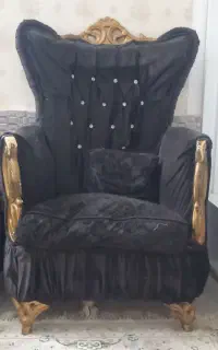 مبل فروشی