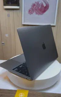 مک بوک ایر M1