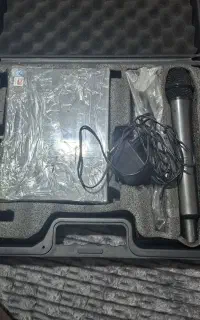میکروفن بی سیم
