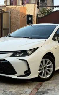 تویوتا کرولا ۱۸۰۰ هیبرید فول