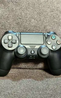 دسته اصلی اورجینال به شرط با ضمانت ومهلت تست ps4