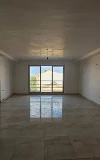 فروش واحد ۱۰۰متری طبقه ۶ کلید نخورده