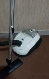 جارو برقی کار کرده نیاز ب تعمیر