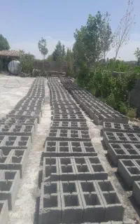 به یک بلوک زن نیازمندیم