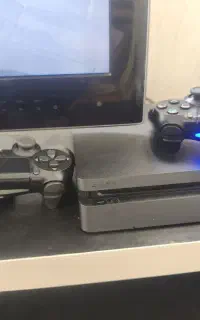 ps4پلی استیشن ۴ یک ترا اسلیم ورژن دوازده در حد نو