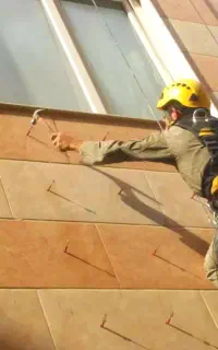 پیچ ورولپلاک سنگ نما رول پلاک شستشو با طناب راپل