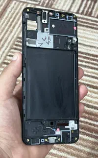 حسگر اثر انگشت و فریم دور گوشی a30s