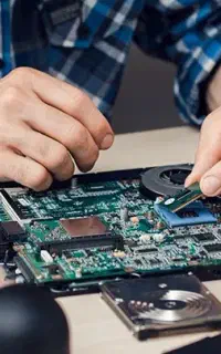 نصب ویندوز و تعمیرات کامپیوتر در محل