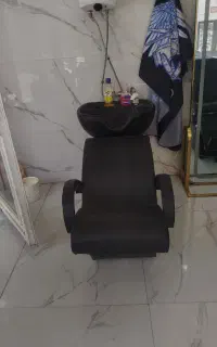 سرشور مبلی کاملا سالم و تازه