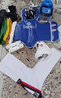 لباس و وسایل تکواندو بچگانه