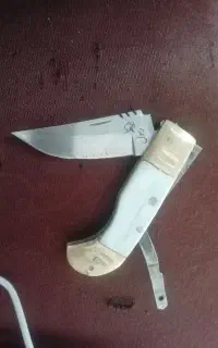 چاقو  دنده دار