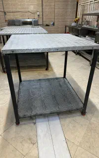 میز کار صفحه آلومینیوم پایه فلزی چرخدار