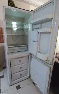 یخچال فریزر الکترواستیل