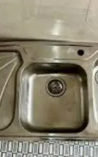 سینگ ظرفشویی استیل جنس خوب و تمیز در حد نو