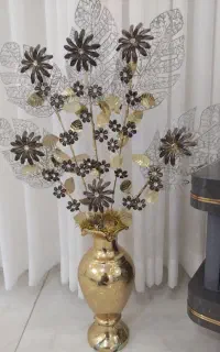 گل و گلدان