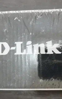 سوئیچ شبکه 8 پورت دی لینک مدل DES-1008C