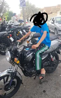 بوکسر 200
