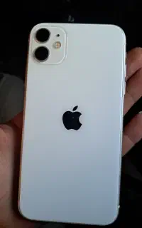 ایفون ۱۱نرمال